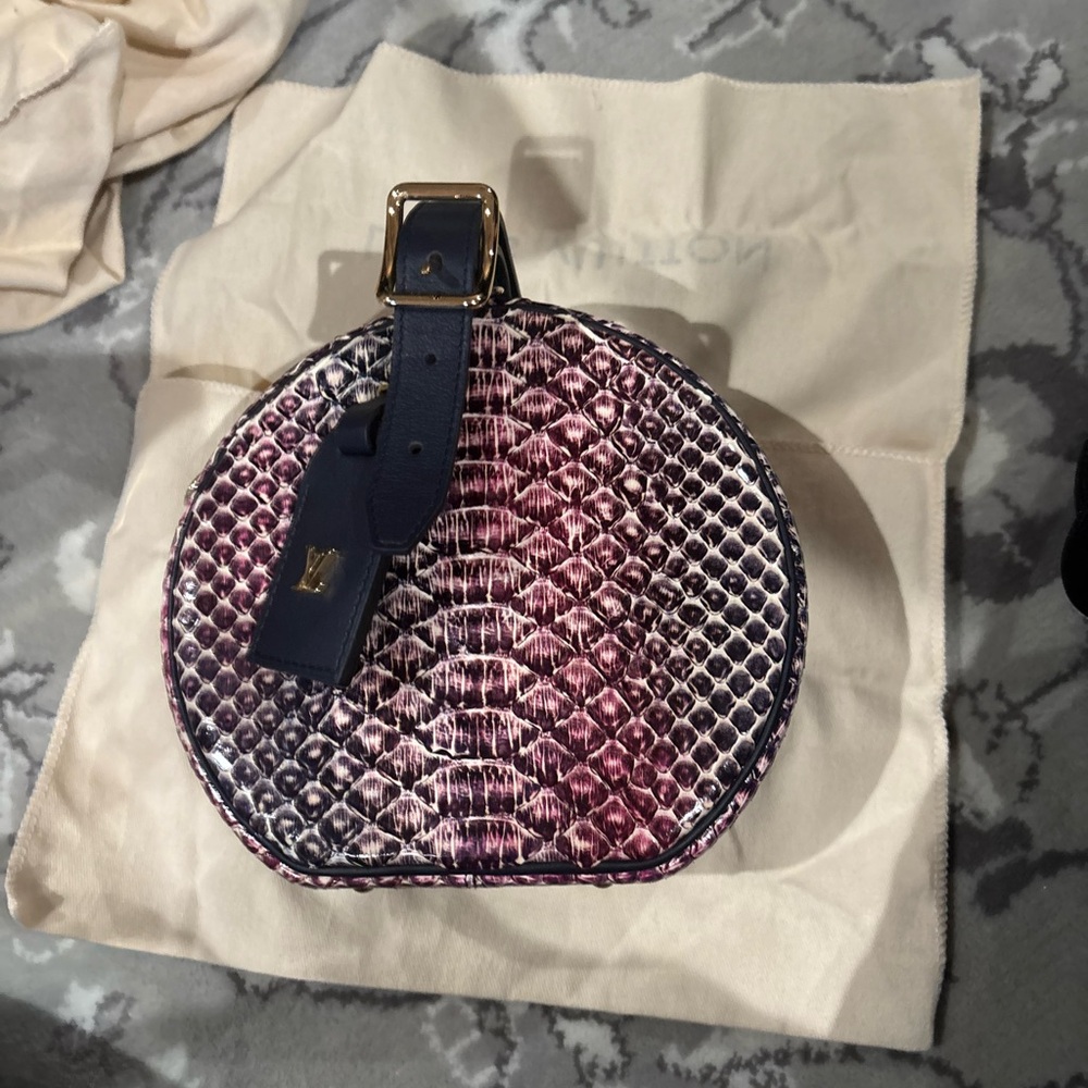 ❌SOLD❌🥰LOUIS VUITTON PETITE BOITE CHAPEAU LEATHER AND PYTHON BAG 🔥